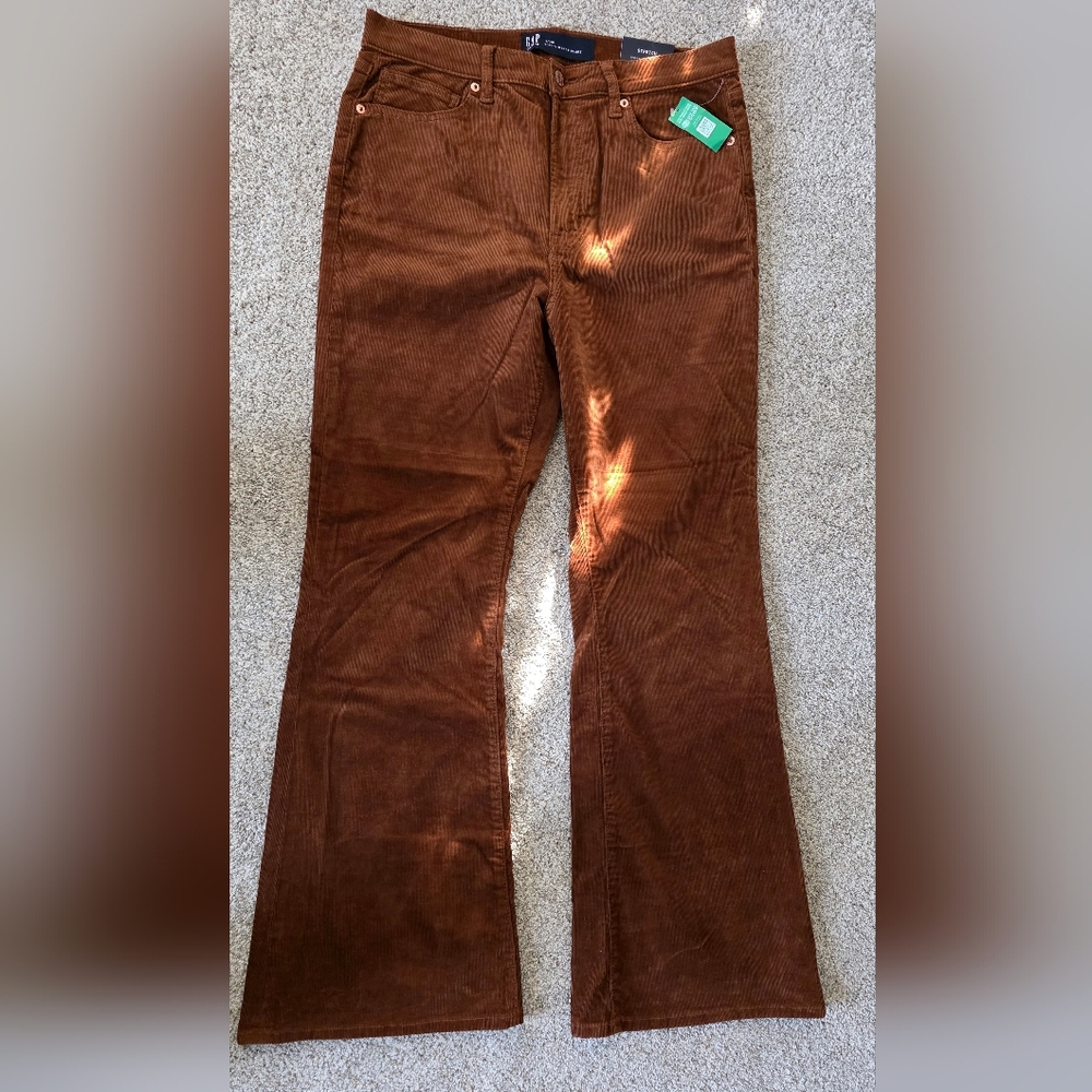 GAP Women's Soft Vintage Flare Corduroy Pants